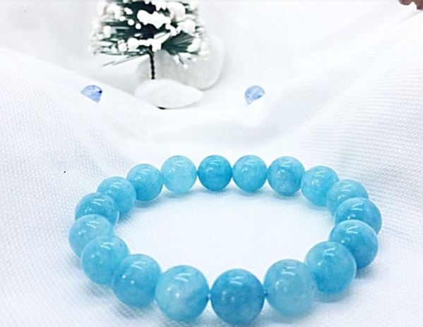 Vòng đeo tay đá aqua